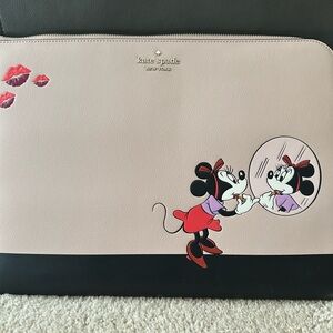 Authentic Kate Spade Minnie Mouse Genuine Pebble Leather Zip laptop sleeve